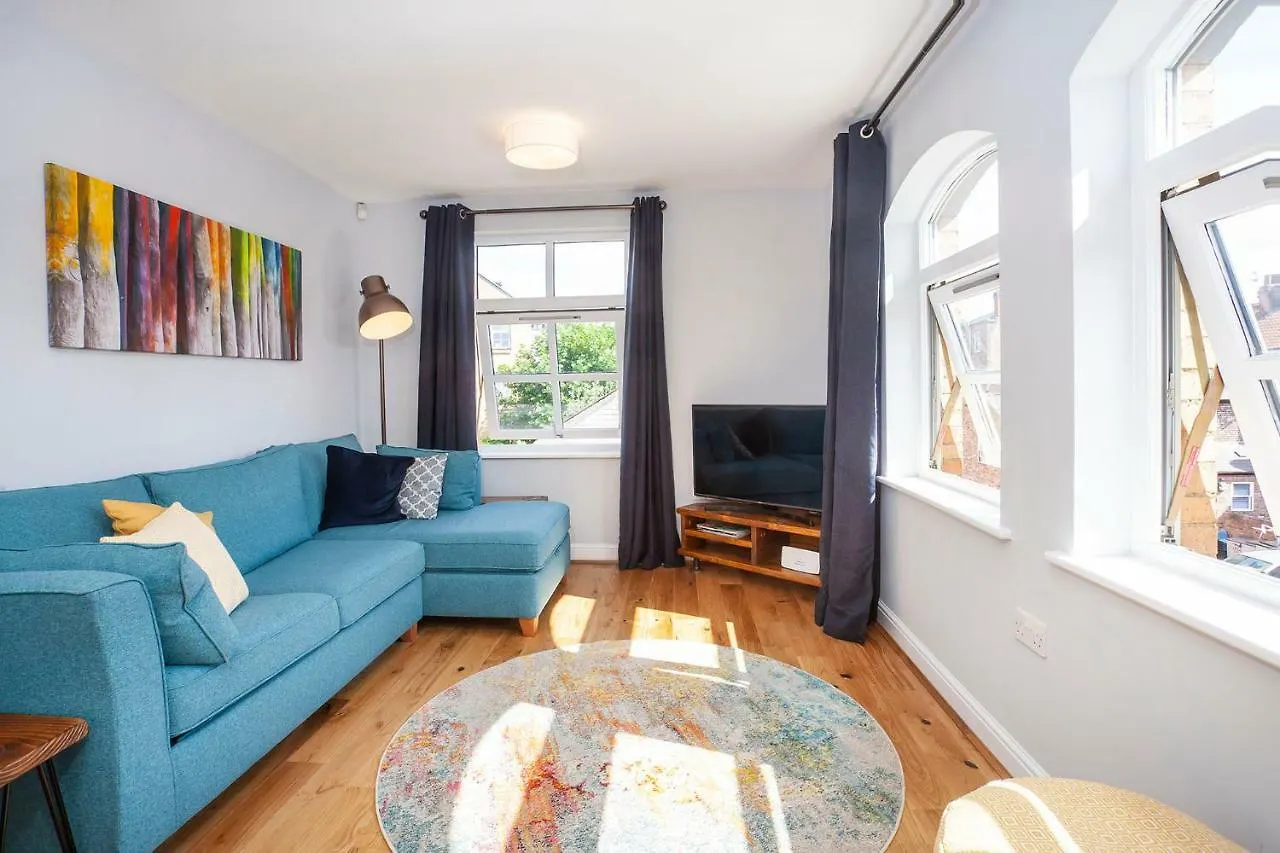 Casa de Férias 7 Gibson House - Chic City Centre Apartment With Parking York Reino Unido
