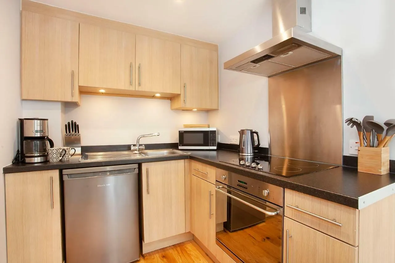 Casa vacanze 7 Gibson House - Chic City Centre Apartment With Parking York